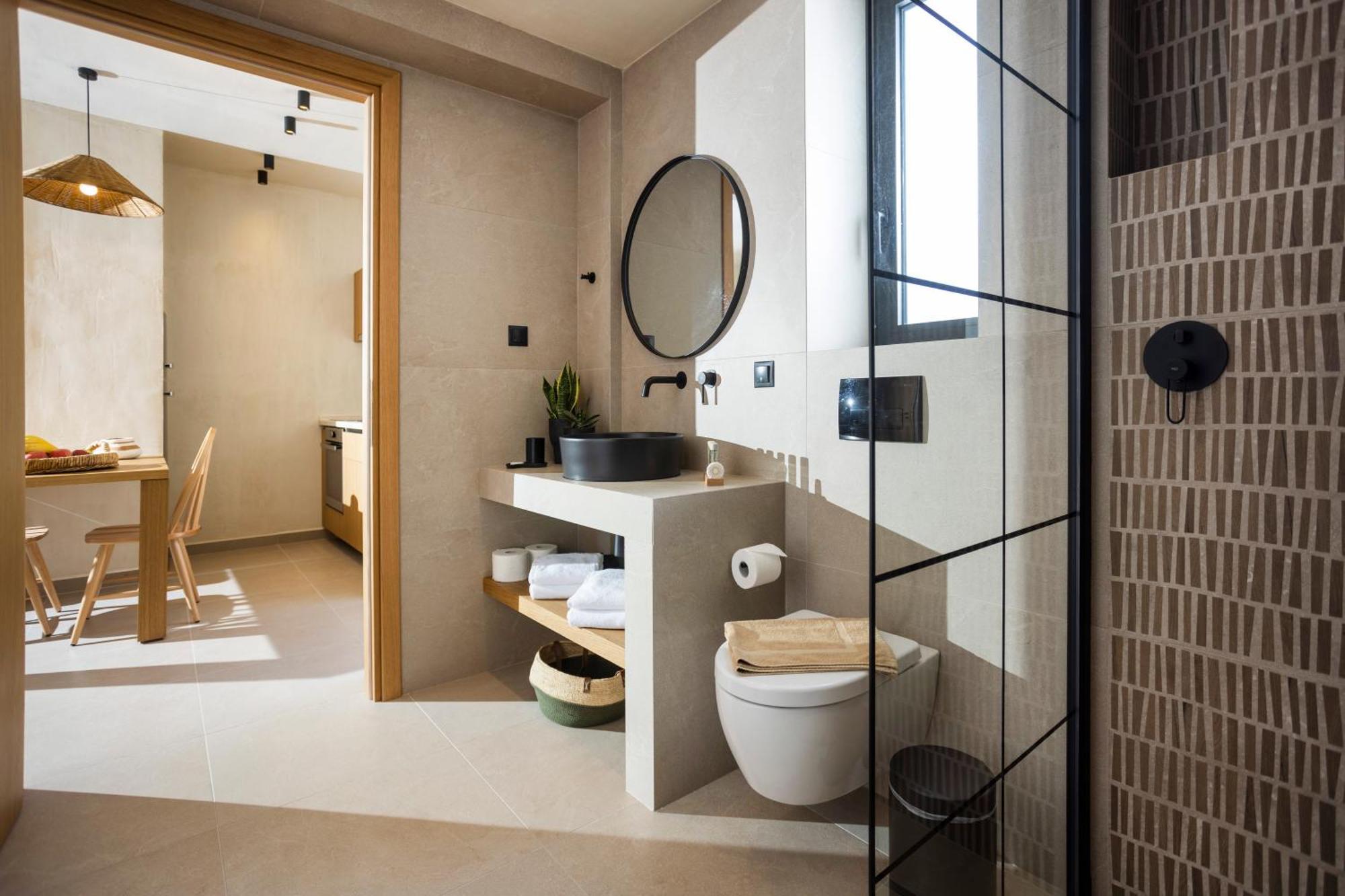 باليوري Pnoes Luxury Suites المظهر الخارجي الصورة