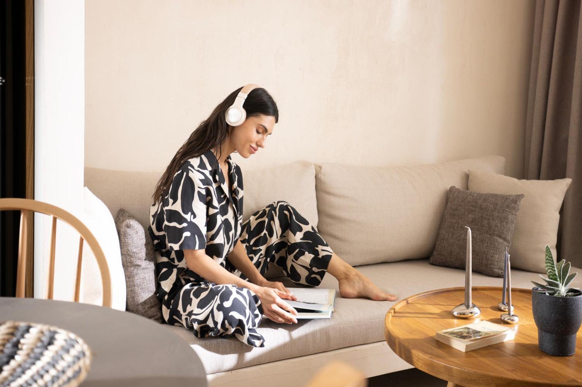 باليوري Pnoes Luxury Suites المظهر الخارجي الصورة