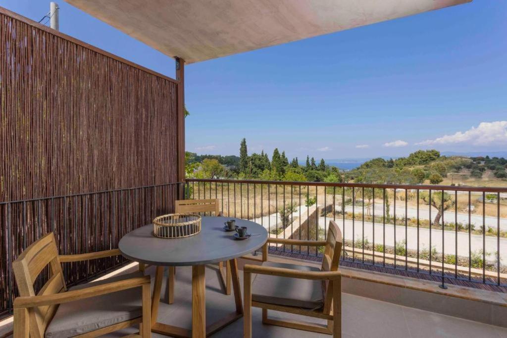 باليوري Pnoes Luxury Suites المظهر الخارجي الصورة